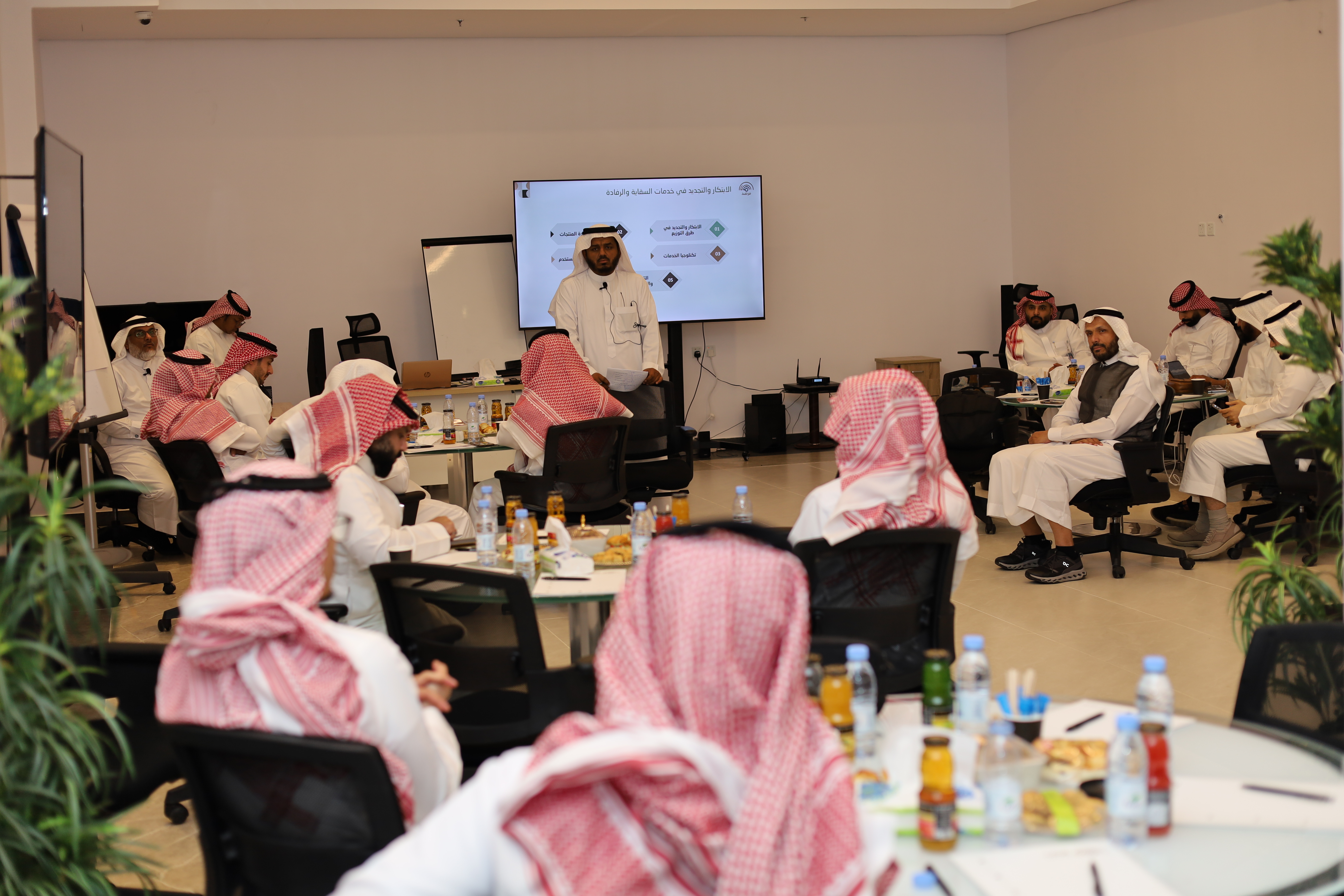 ورشة عمل بعنوان السقيا ورفادة ضيوف الرحمن (الممارسات الحالية وأهم التحديات ومجالات التطوير).